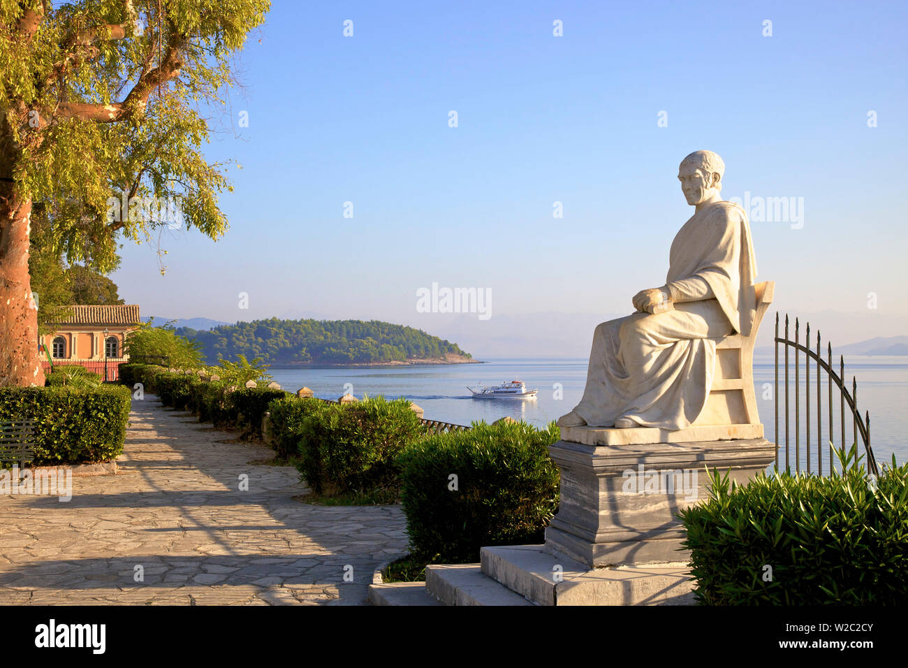The Church Of Virgin Mary Mandrakina and Statue of Frederick North, 5th Earl of Guilford In Boschetto Garden, Corfu Old Town, Corfu, The Ionian Islands, Greek Islands, Greece, Europe Stock Photo