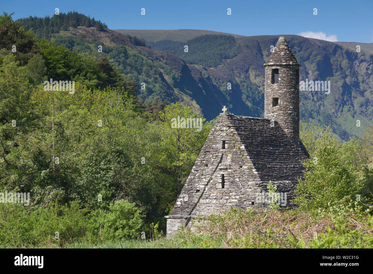 Ireland, County Wicklow, Glendalough, ancient monastic settlement started by St. Kevin, St. Kevin's Kitchen Church Stock Photo