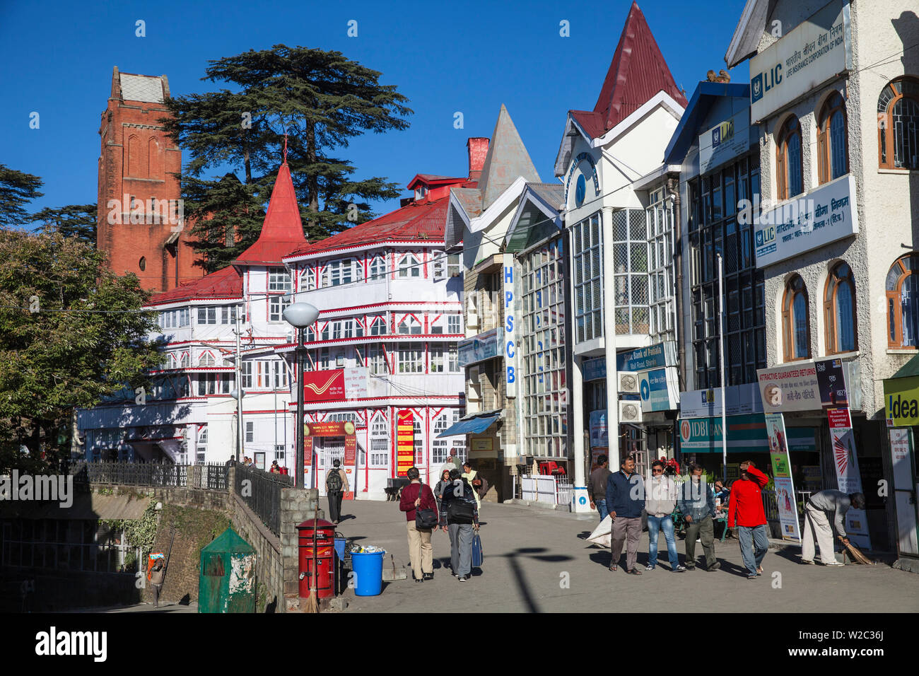 India, Himachal Pradesh, Shimla, The Ridge,  Half-timbered General post Office Stock Photo