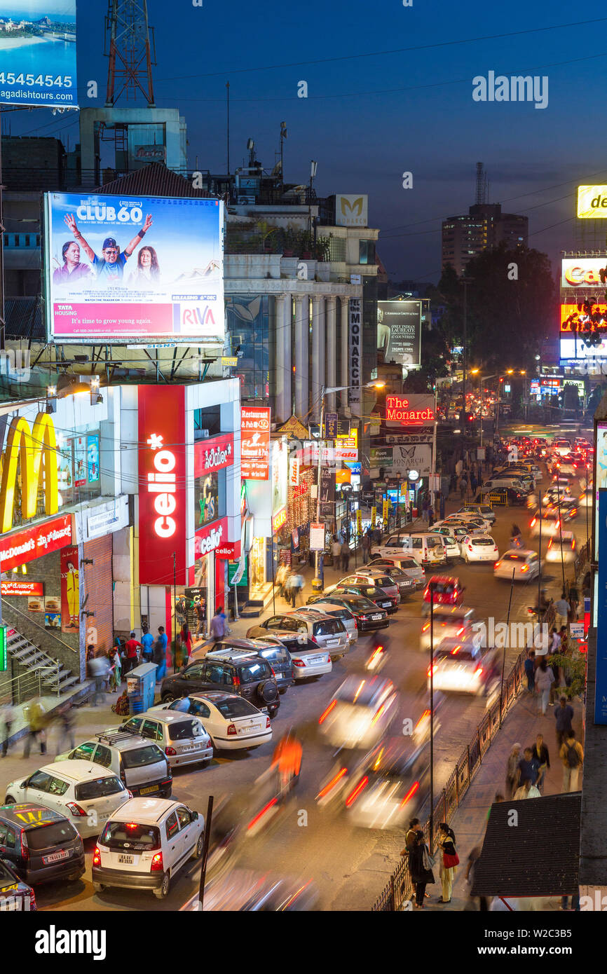 Bangalore india street hires stock photography and images Alamy