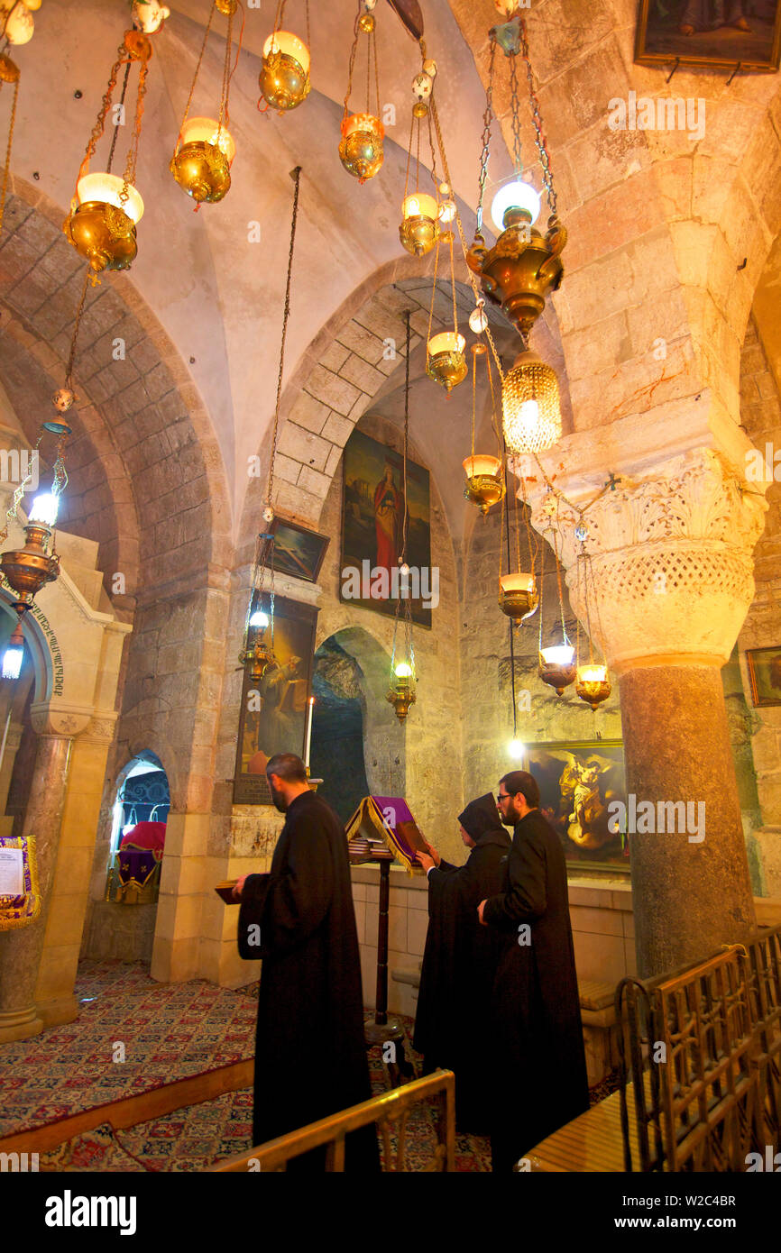 Holy sepulchre chapel hi-res stock photography and images - Alamy