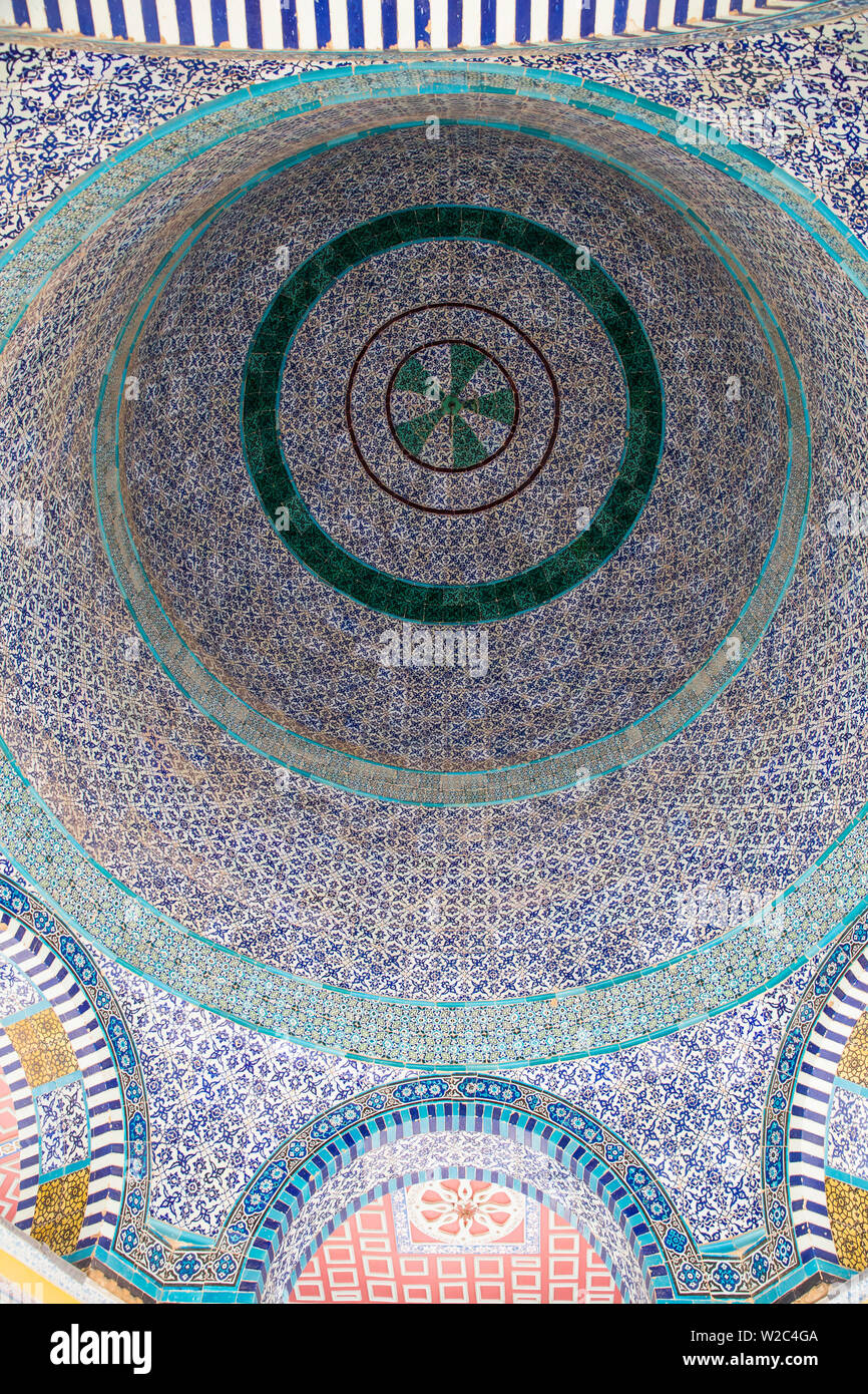 Israel, Jerusalem, Temple Mount, Tile detail of Dome of the Rock Stock Photo