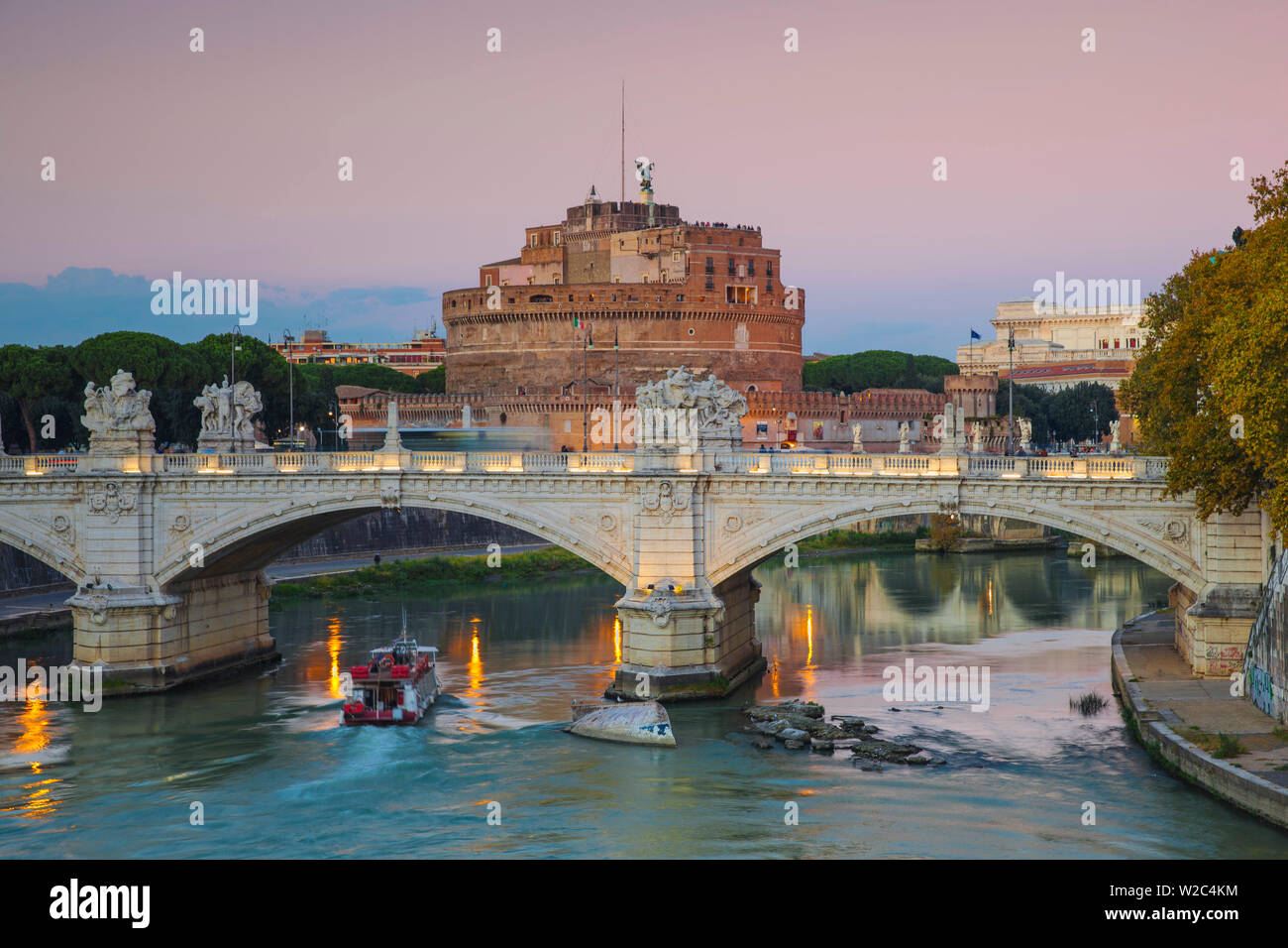 Italy, Lazio, Rome, View of  Vittorio Emanuele II Bridge and Castle St. Angelo (Hadrian's Mausoleum) Stock Photo