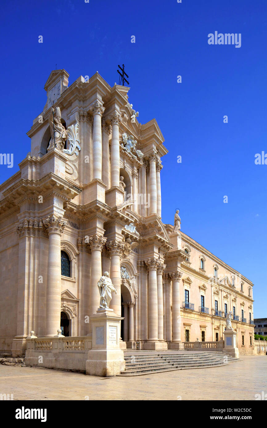 Duomo, Ortygia, Syracuse, Sicily, Italy Stock Photo