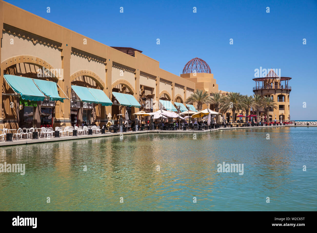 Kuwait, Kuwait City, Fahaheel, El Kout Shopping Center Stock Photo Alamy