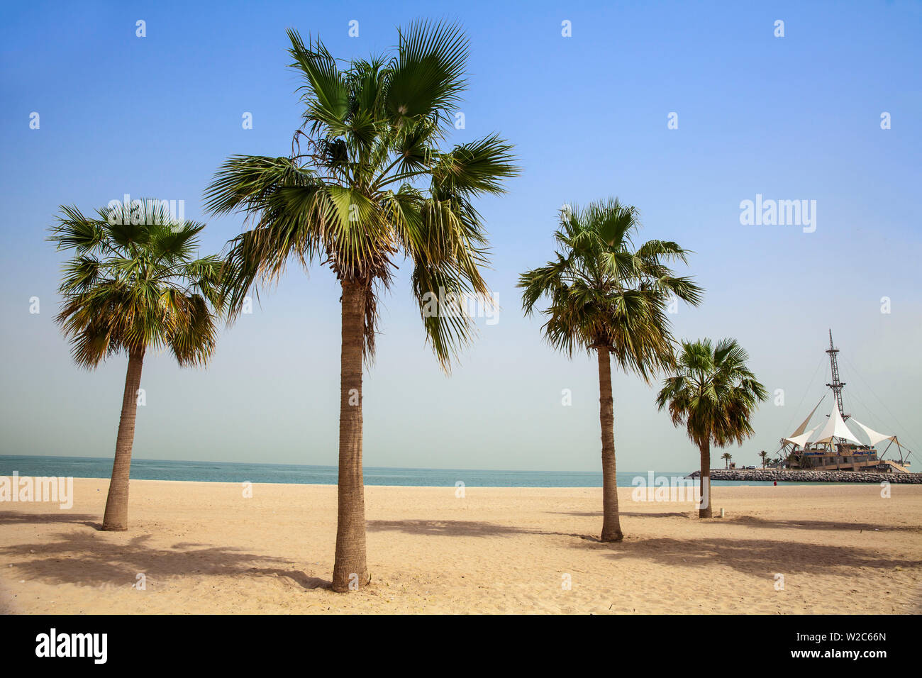 Kuwait, Kuwait City, Salmiya, Palm beach  and Marina Waves Leisure complex - a three-storey leisure complex specialising in land and sea activities Stock Photo