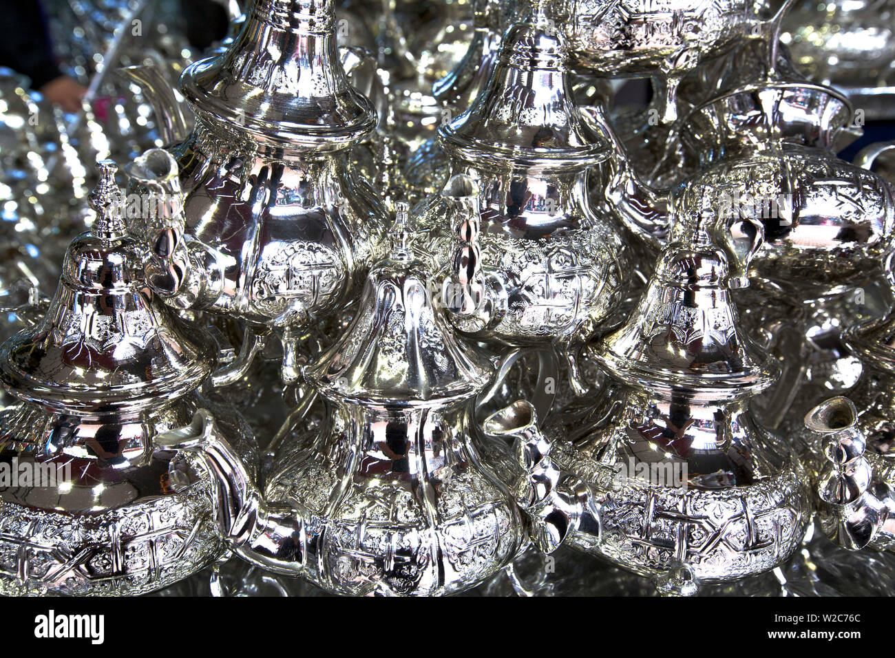 Moroccan teapot hires stock photography and images Alamy