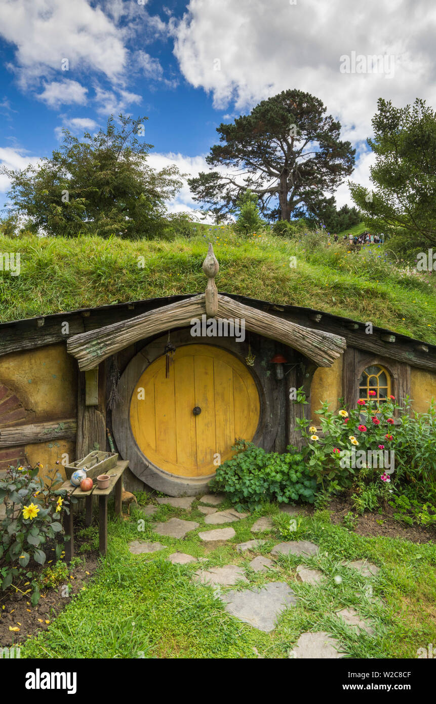 New Zealand, North Island, Matamata, Hobbiton Movie Set, Hobbit house Stock Photo