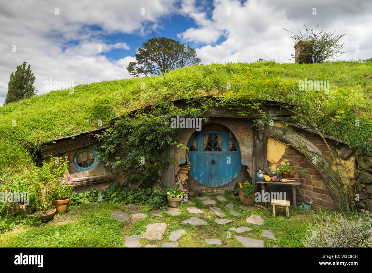 New Zealand, North Island, Matamata, Hobbiton Movie Set, Hobbit house Stock Photo