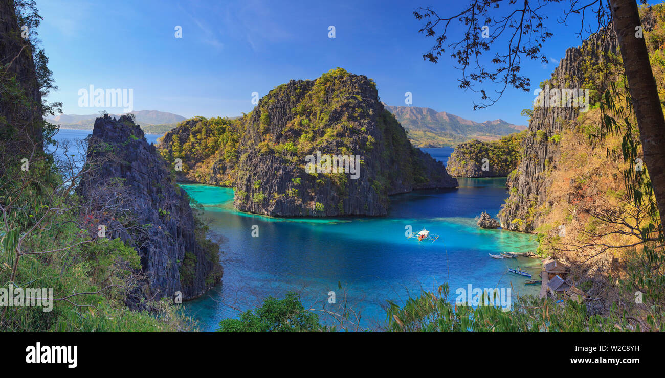 Philippines, Palawan, Coron Island, Kayangan Lake, elevated view from one of the limestone cliffs Stock Photo