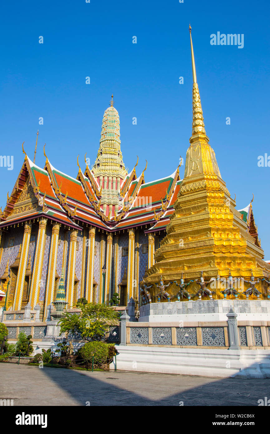 Wat Phra Kaew (Temple of the Emerald Buddha), Bangkok, Thailand Stock Photo