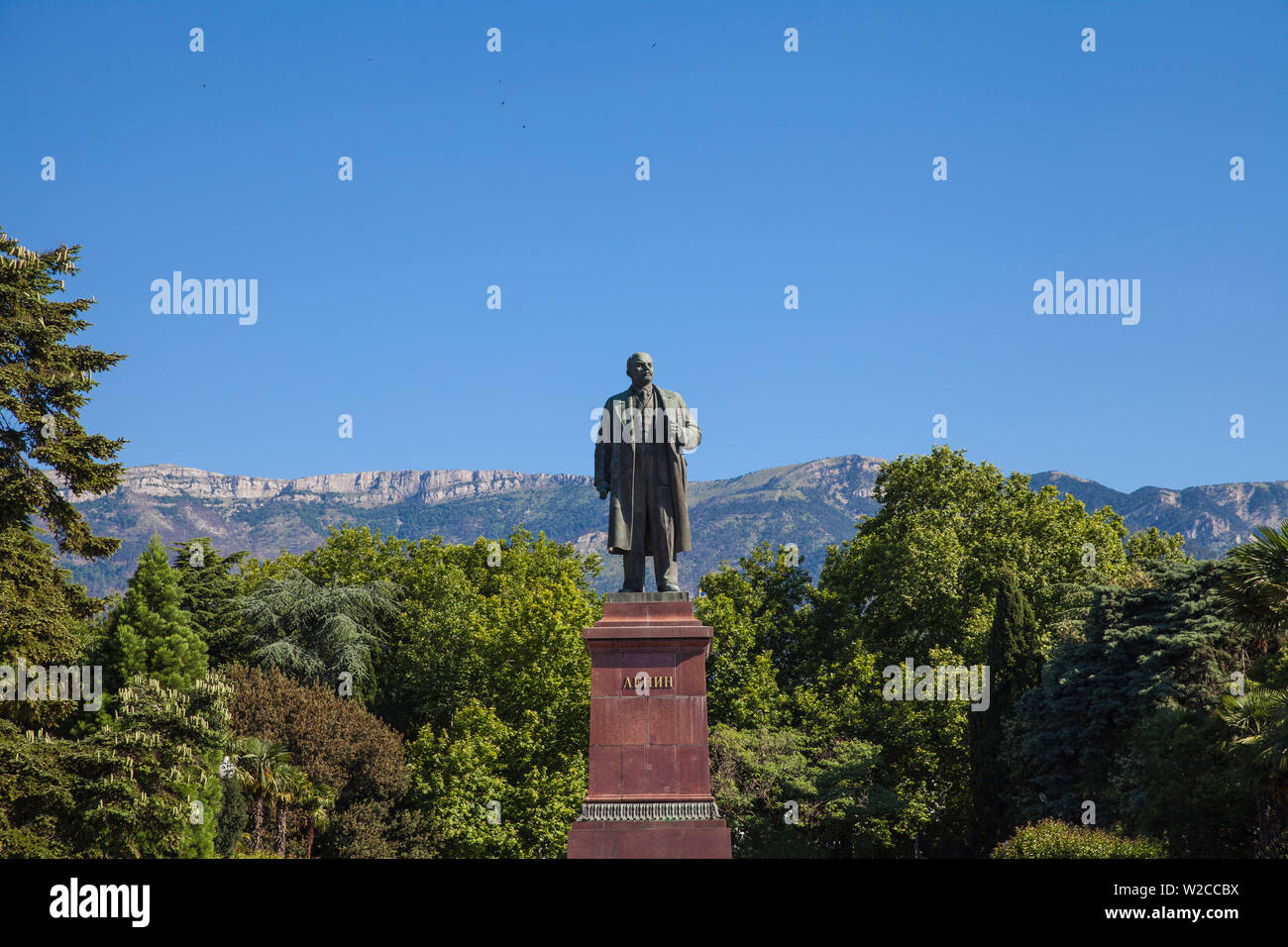 Ukraine, Crimea, Yalta, Statue of Lenin on Yalta Embankment Stock Photo