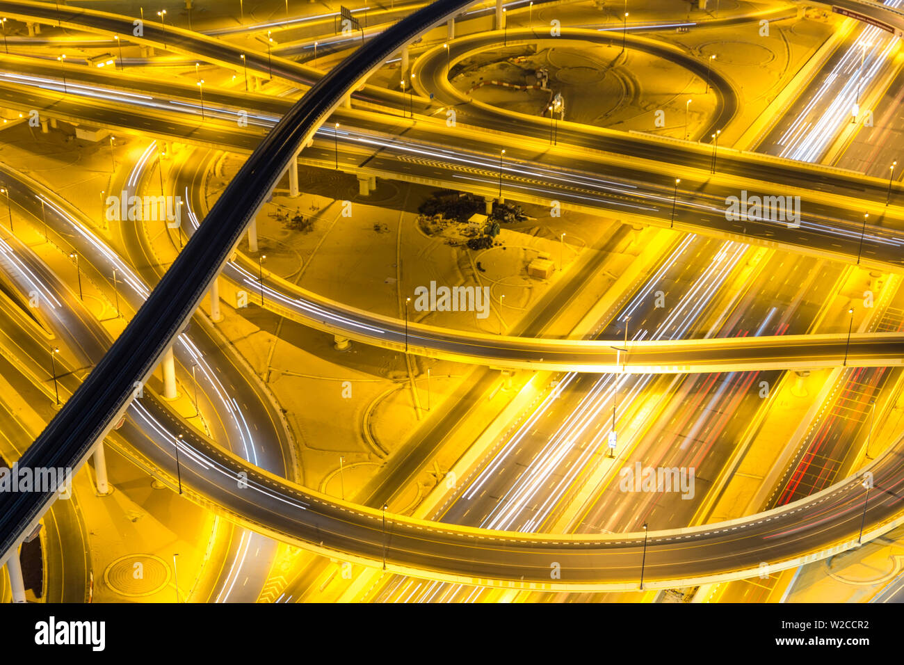Dubai roundabout hires stock photography and images Alamy