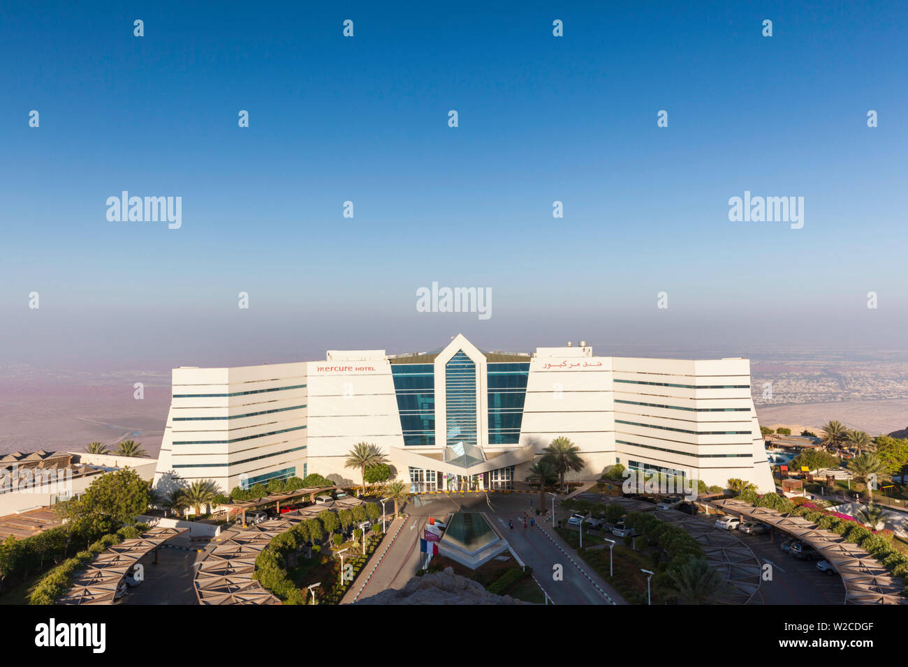Uae Al Ain Jabel Hafeet Al Ain S Mountain 1240 Meters High Mercure Jabel Hafeet Hotel Morning Stock Photo Alamy
