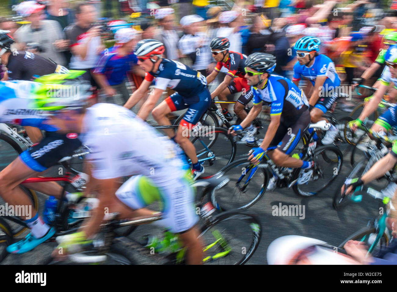 Peloton, Tour De France,  July 2014, near the top of Holme Moss Pass nr Holmfirth, Peak district, Yorkshire, UK Stock Photo
