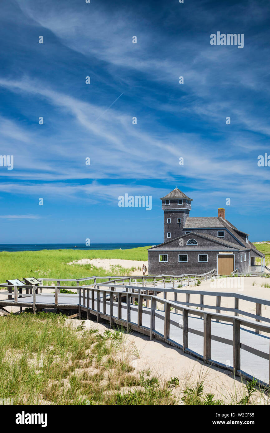 USA, Massachusetts, Cape Cod, Provincetown, Race Point Beach, Old Harbor Life-Saving Station Stock Photo