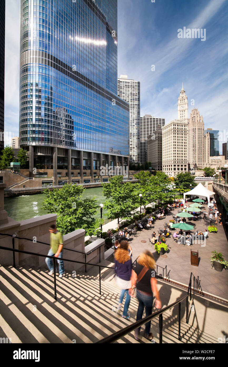 USA, Illinois, Chicago, Downtown West Wacker Drive and Chicago river Stock Photo