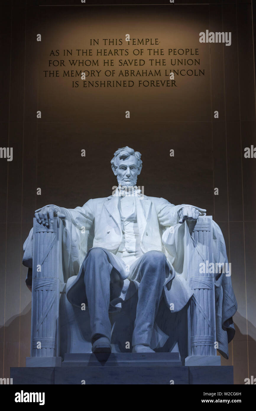 USA, Washington DC, Lincoln Memorial, statue of fomer US President Abraham Lincoln Stock Photo
