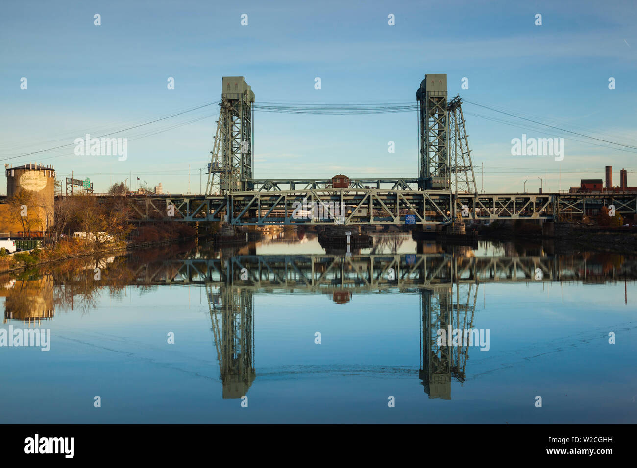 USA, New Jersey, Newark, railroad bridge, Passaic River Stock Photo Alamy