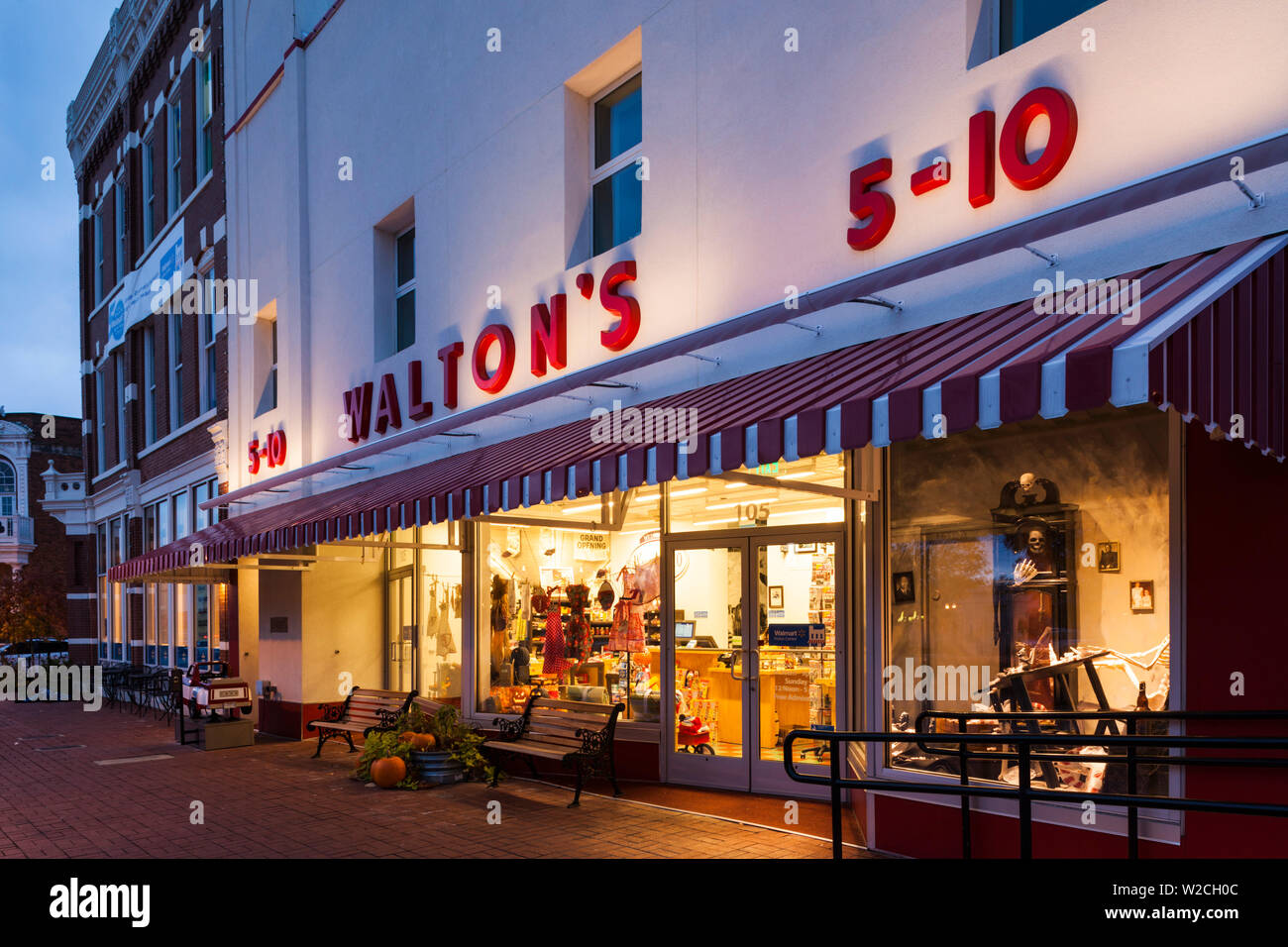 The waltons hires stock photography and images Alamy