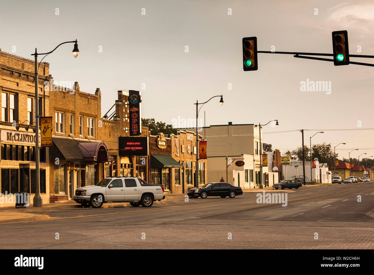 Oklahoma avenue hires stock photography and images Alamy