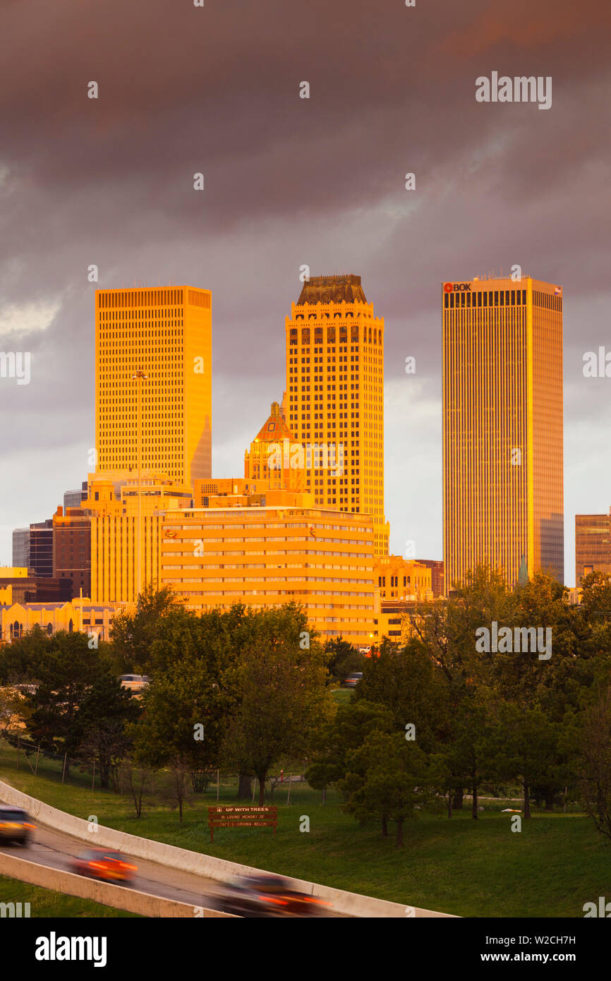 USA, Oklahoma, Tulsa, skyline from Route 75 Stock Photo