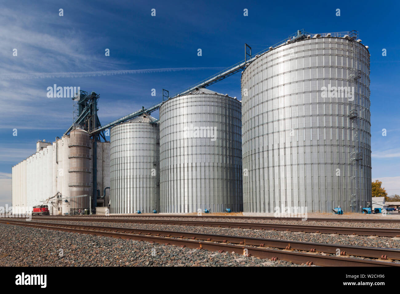 USA, Nebraska, Gothenburg, grain elevator Stock Photo Alamy