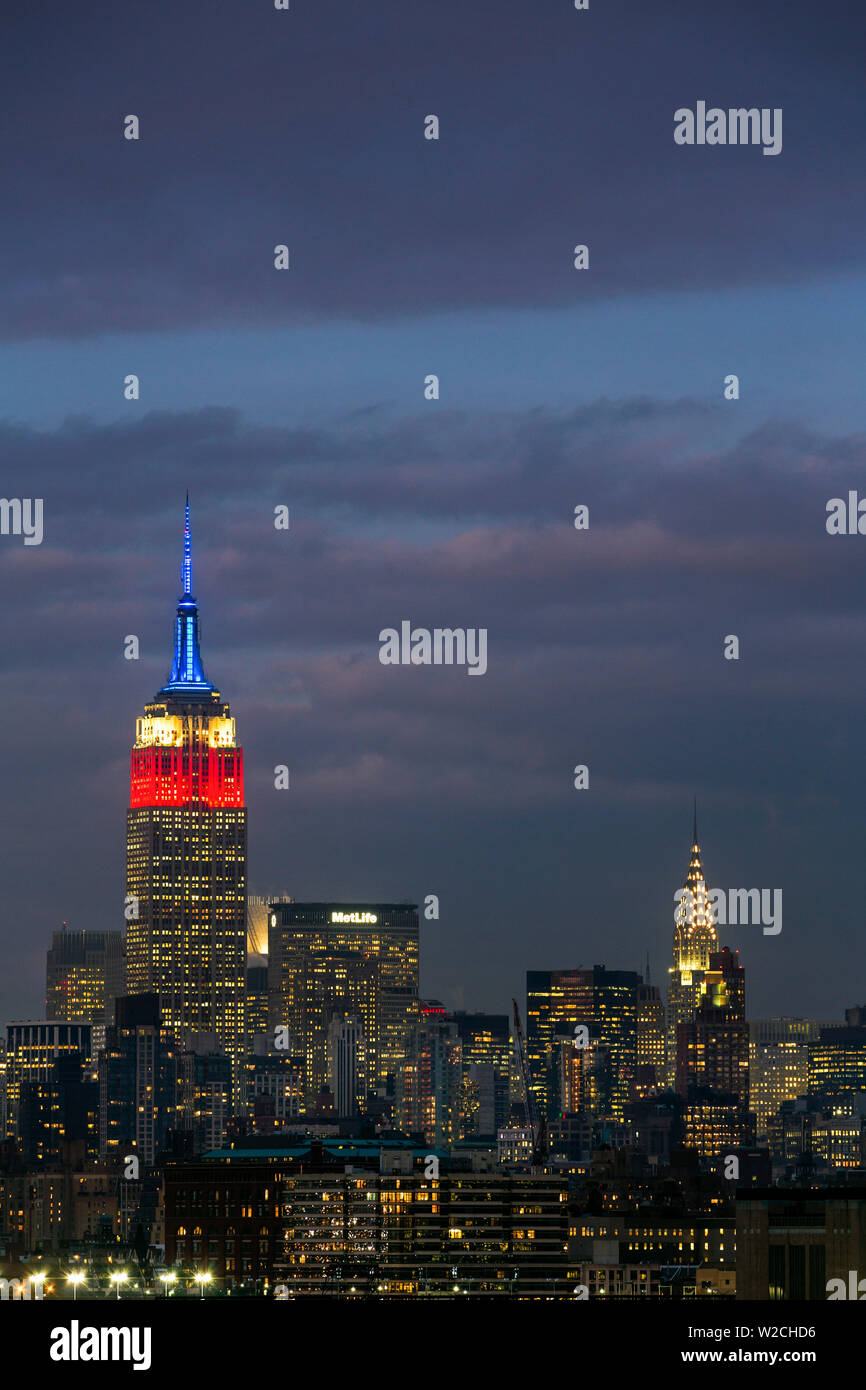 Manhattan, view of the Empire State Building and Midtown Manhattan across the Hudson River, New York, United States of America Stock Photo