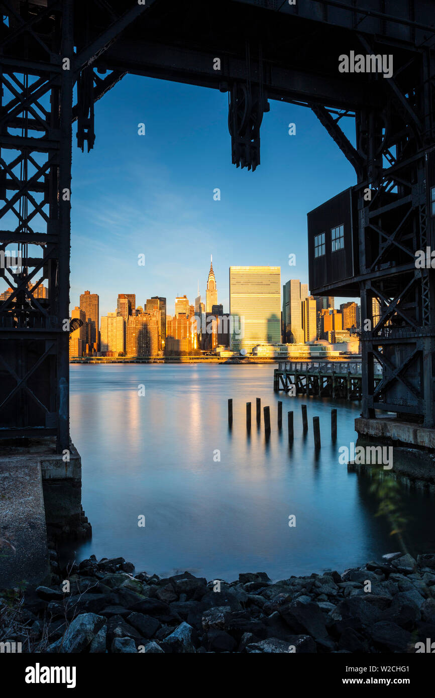 Chrysler & UN Buildings and Midtown Manhattan skyline from Queens, New