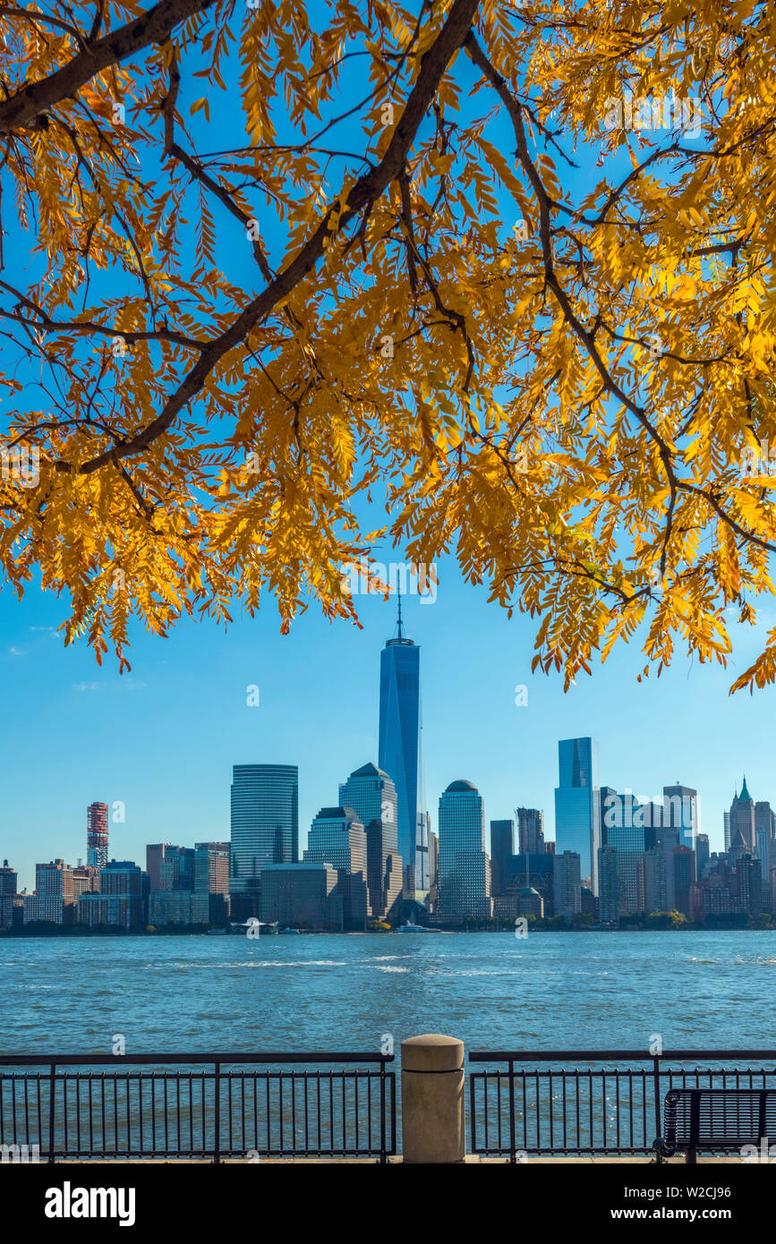 USA, New York, Manhattan, Lower Manhattan and World Trade Center, Freedom Tower, viewed from New Jersey, Jersey City, Paulus Hook Stock Photo