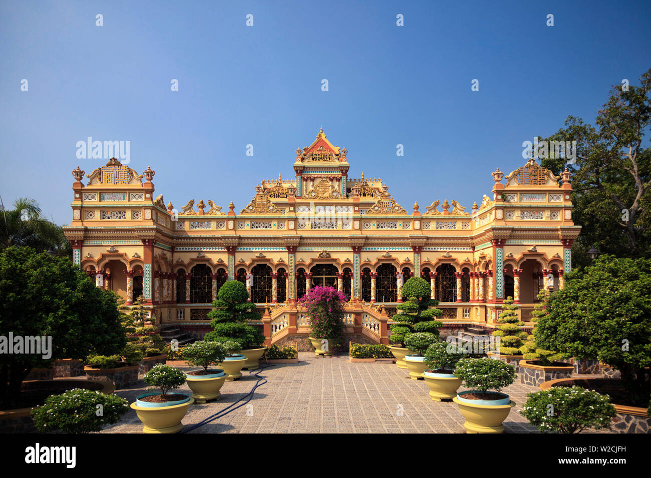 Vietnam, Mekong Delta, My Tho, Vinh Trang Pagoda Stock Photo