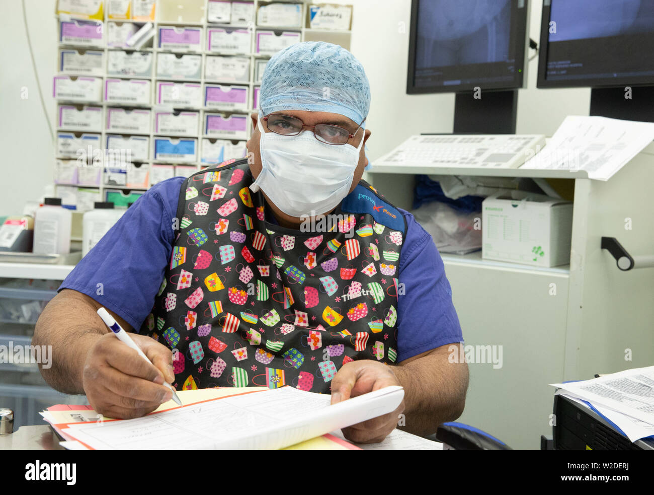 Nhs staff in a hospital theatre hires stock photography and images Alamy