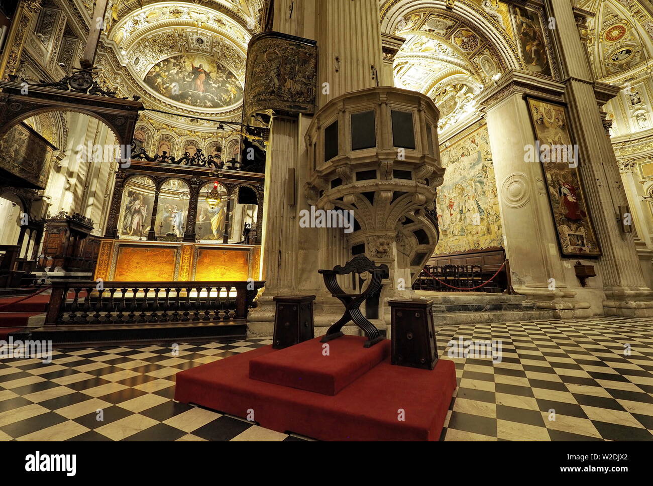 Interior of Basilica di Santa Maria Maggiore. The church is Romanesque ...
