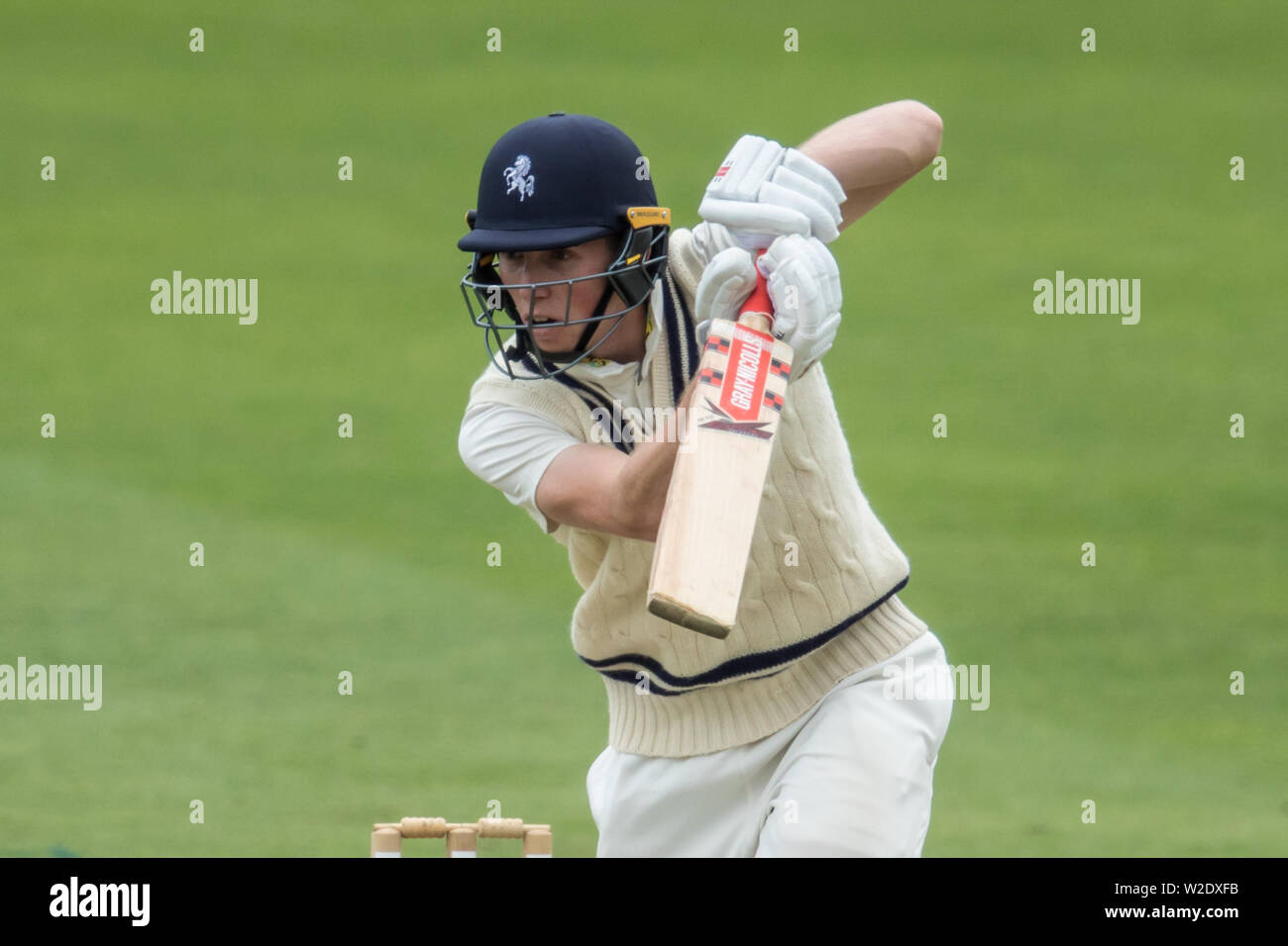 London, UK. 8th July, 2019. Zak Crawley batting for Kent against Surrey on day two of the Specsavers County Championship game at the Oval. Credit: David Rowe/Alamy Live News Stock Photo