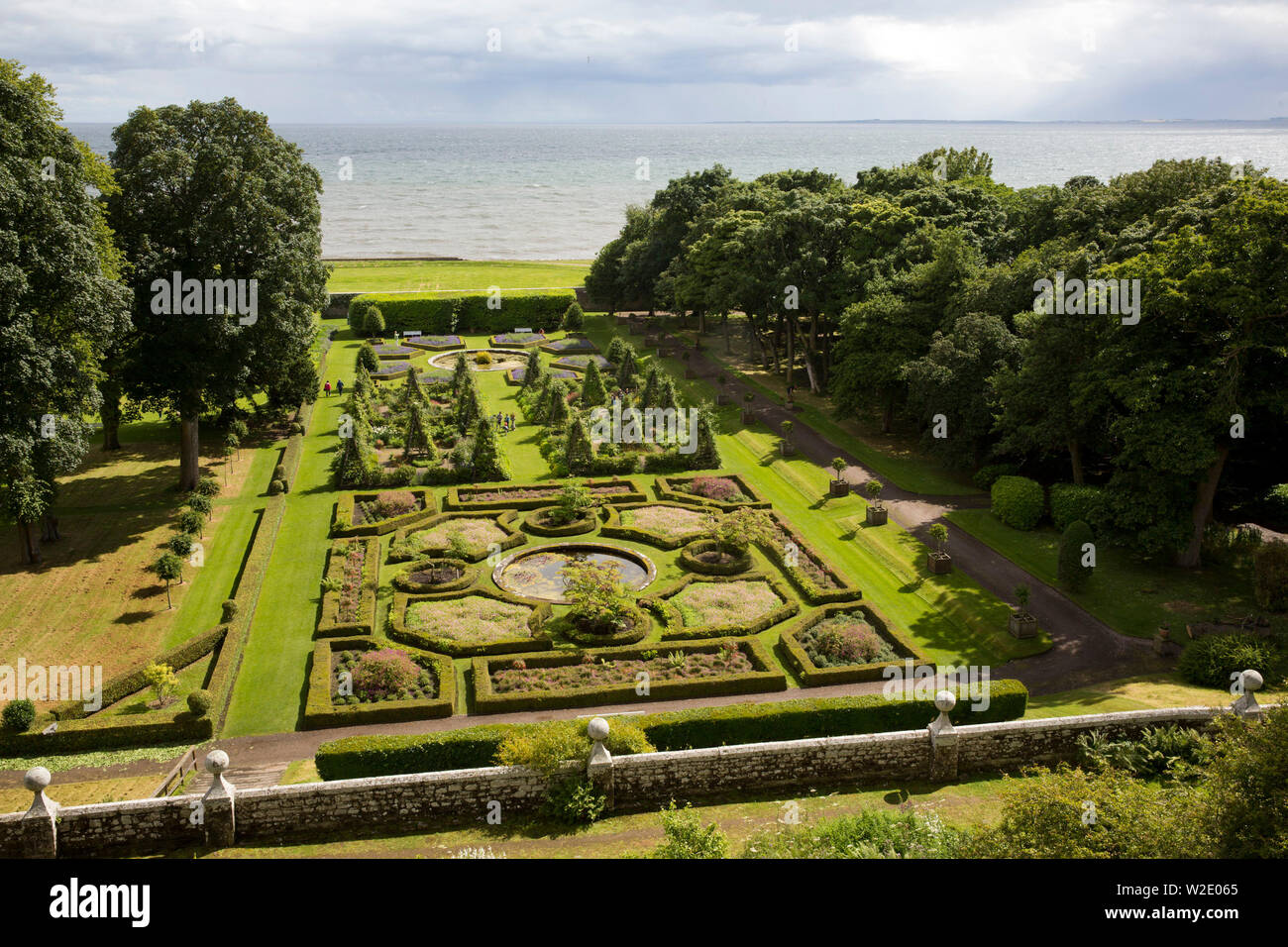 Earls and dukes hires stock photography and images Alamy