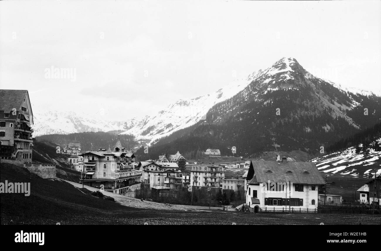 1920s davos switzerland Black and White Stock Photos & Images - Alamy