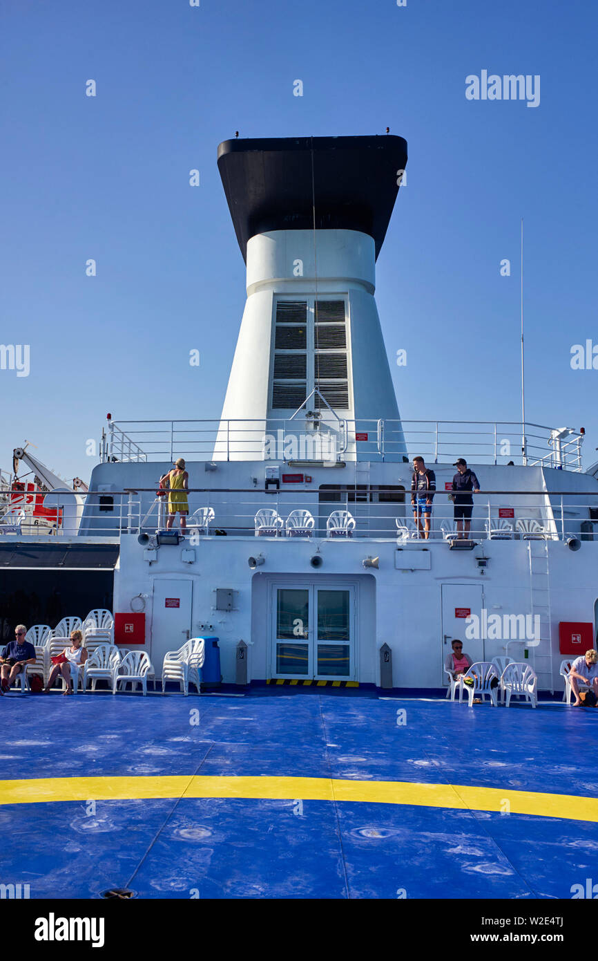 Rear deck hires stock photography and images Alamy