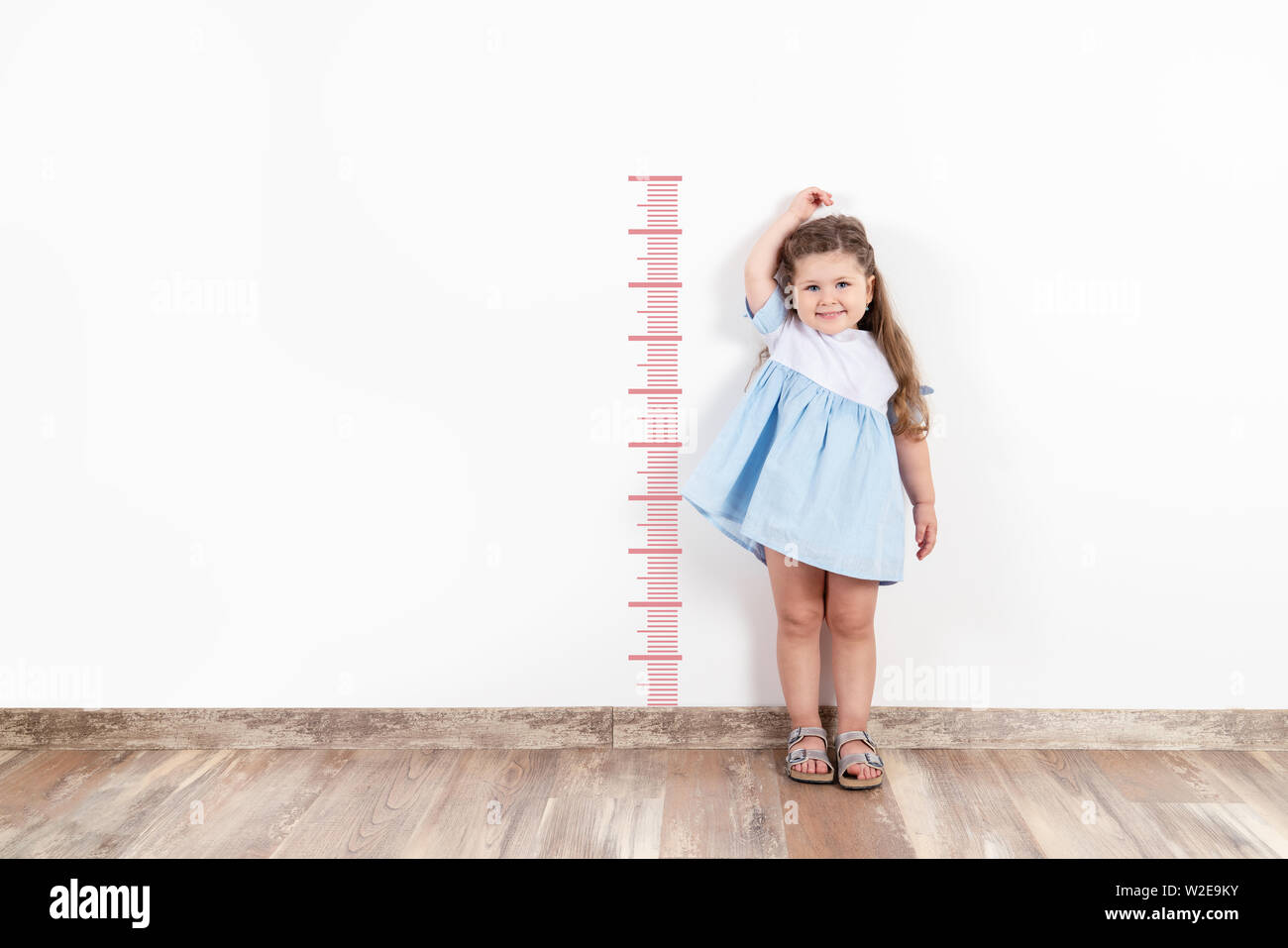 Height measuring chart hires stock photography and images Alamy
