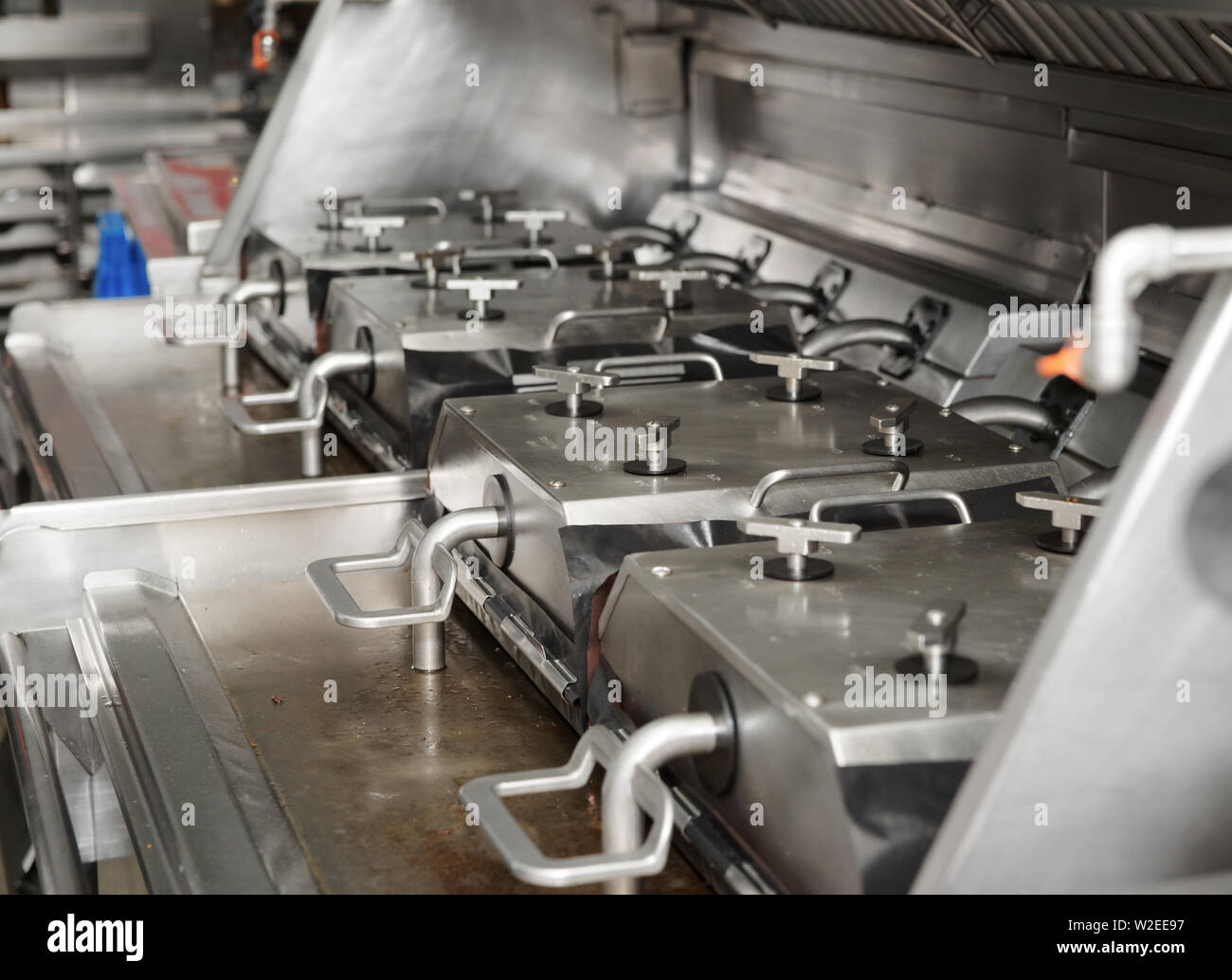 Deep fryer on fast food restaurant kitchen Stock Photo Alamy