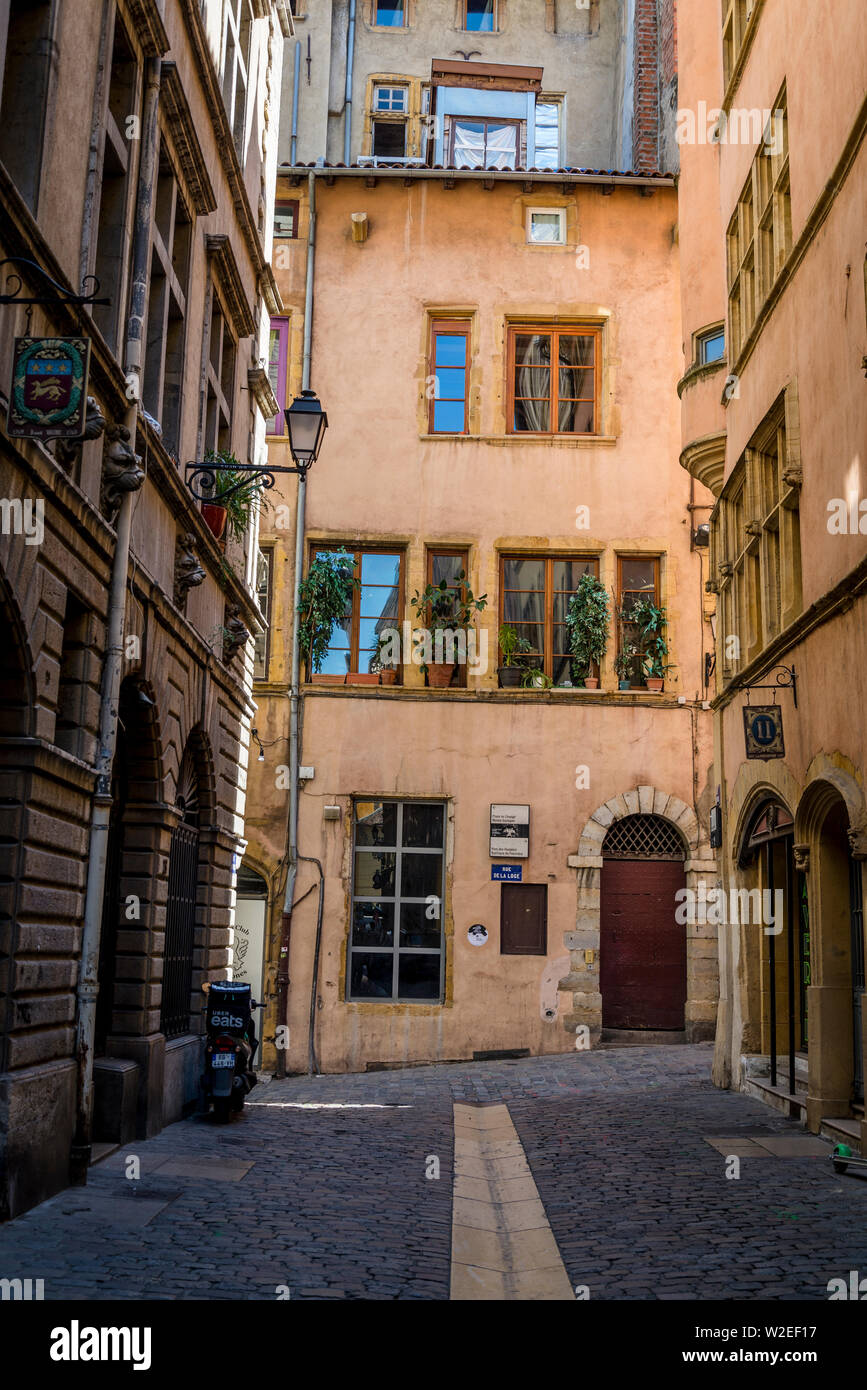 Rue Juiverie, an atmospheric street in Vieux Lyon or Old Lyon, one of Europe’s most extensive Renaissance neighbourhoods, Lyon, France Stock Photo