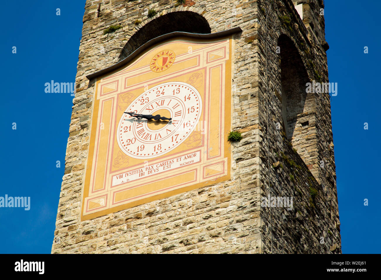 Clock tower in town piazza hi-res stock photography and images - Alamy