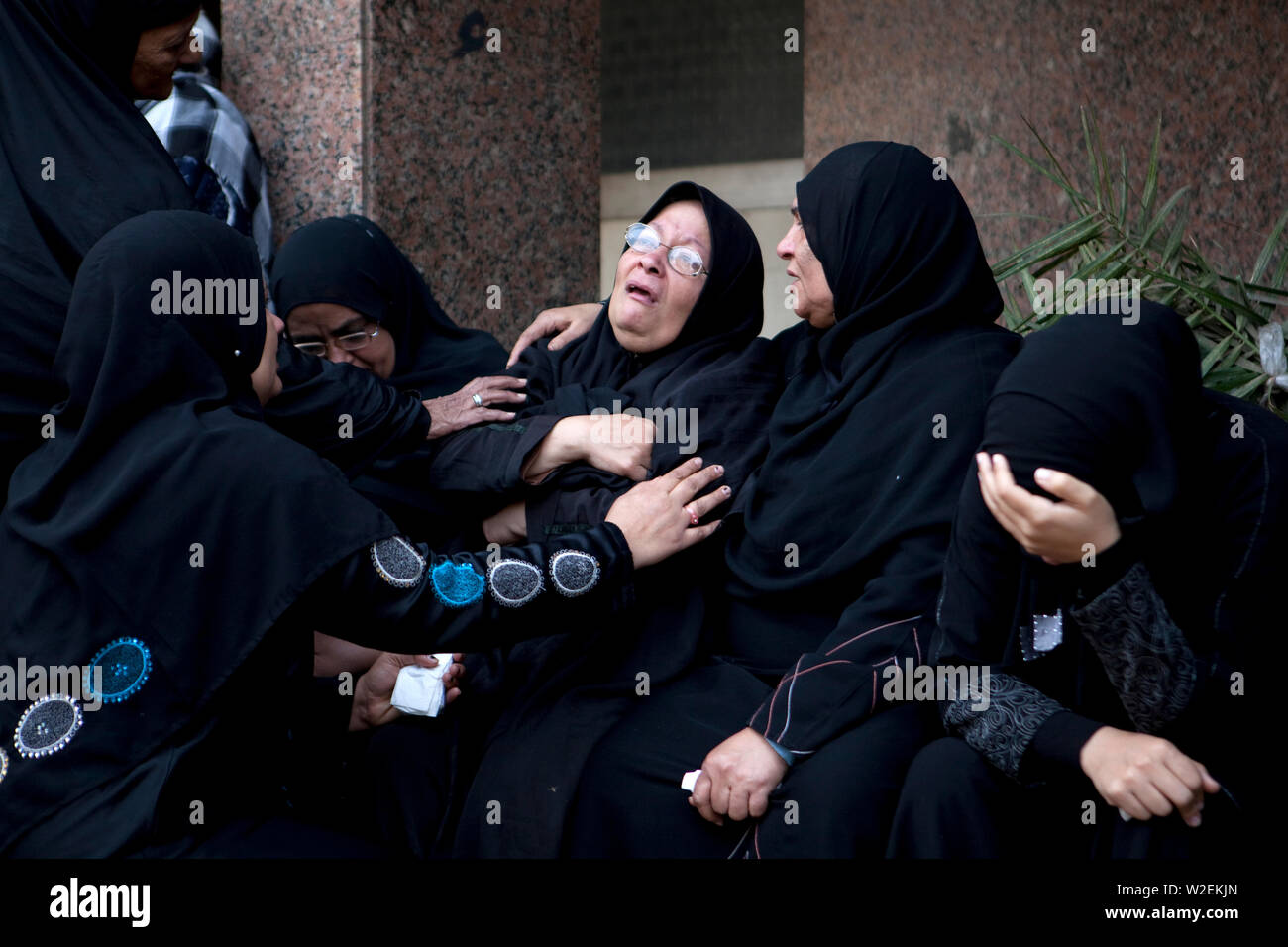 Khimar Muslim High Resolution Stock Photography and Images - Alamy