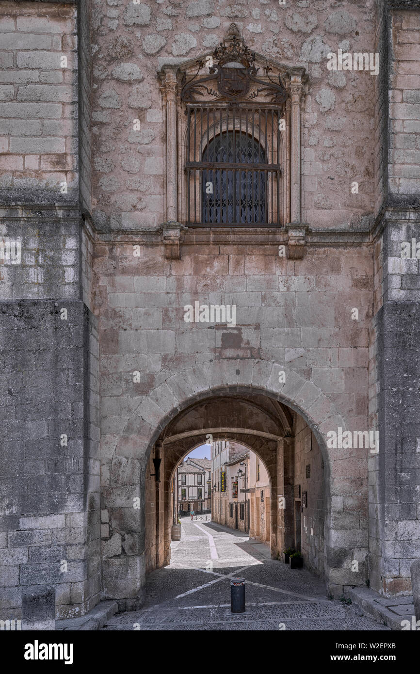 Puerta Real, archive of the Adelantamiento de Castilla, arch of a 16th-century Renaissance building, Covarrubias, Burgos, Spain Stock Photo