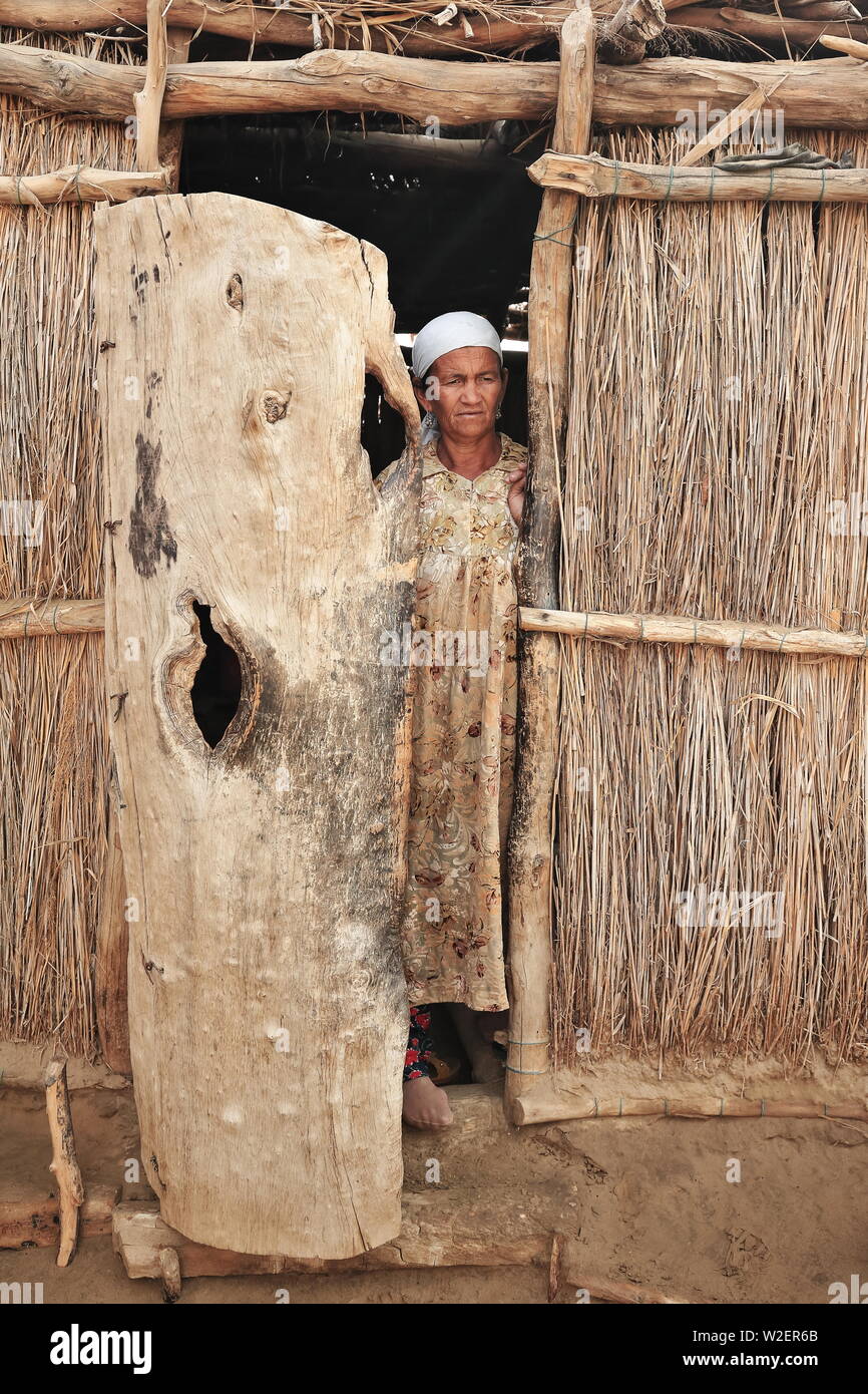 Mud and reed structure hi-res stock photography and images - Alamy