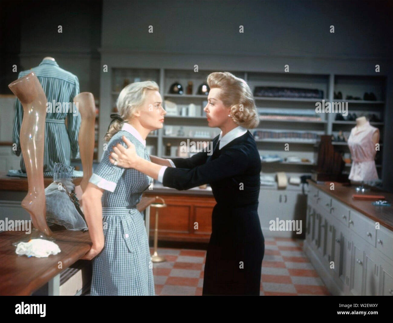 PEYTON PLACE 1957 20th Century Fox film with Lana Turner at right and Hope  Lange Stock Photo - Alamy