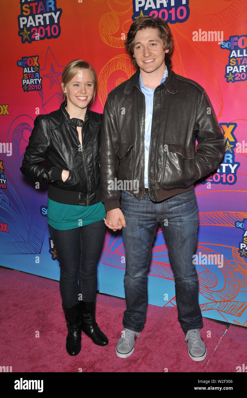 LOS ANGELES, CA. August 03, 2010: Lucas Neff & Kelly O'Sullivan - at Fox  TV's All Star Party at Santa Monica Pier. © 2010 Paul Smith / Featureflash  Stock Photo - Alamy