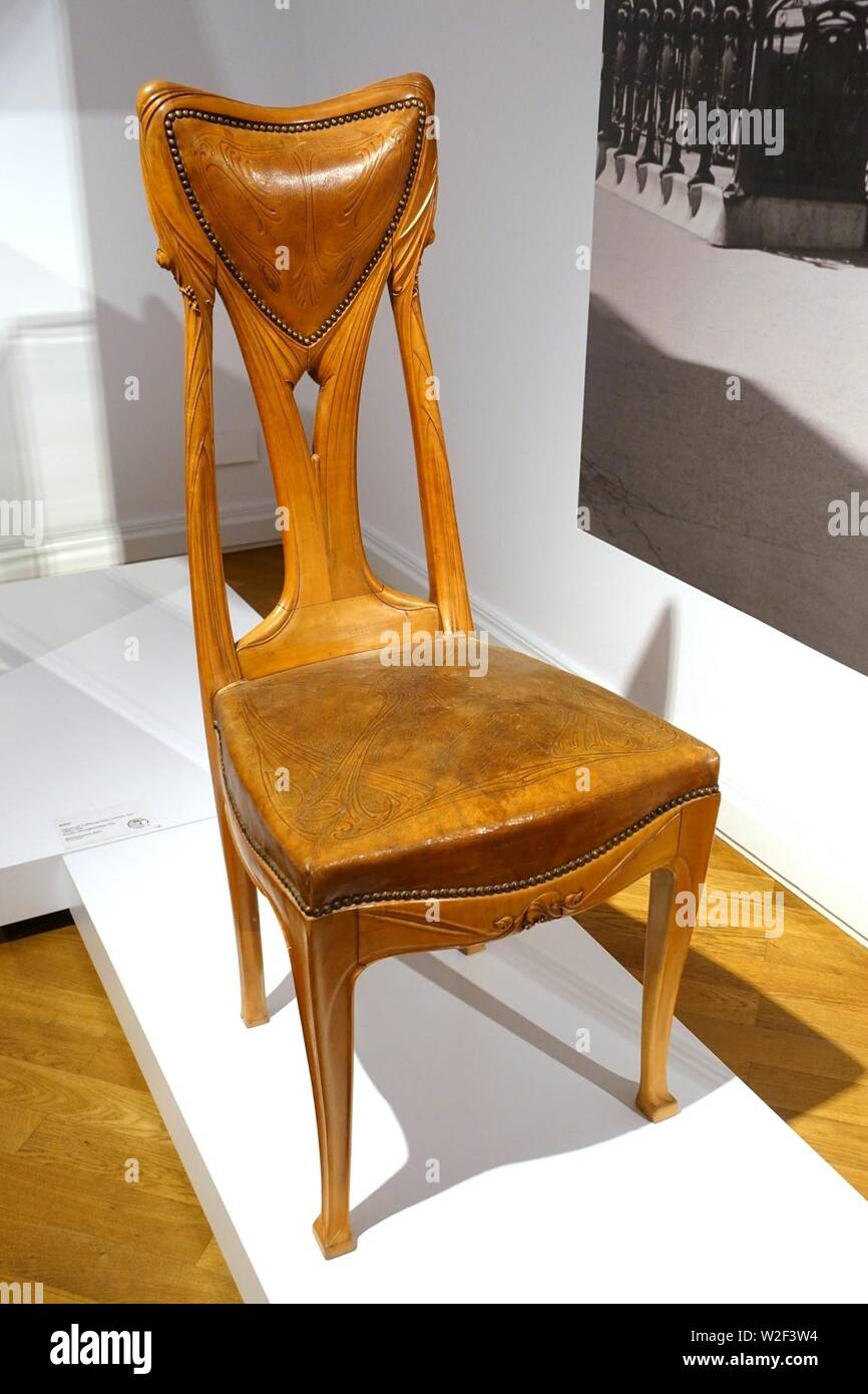 Chair, Hector Guimard, Paris, c. 1900, pear wood, leather - Stock Photo