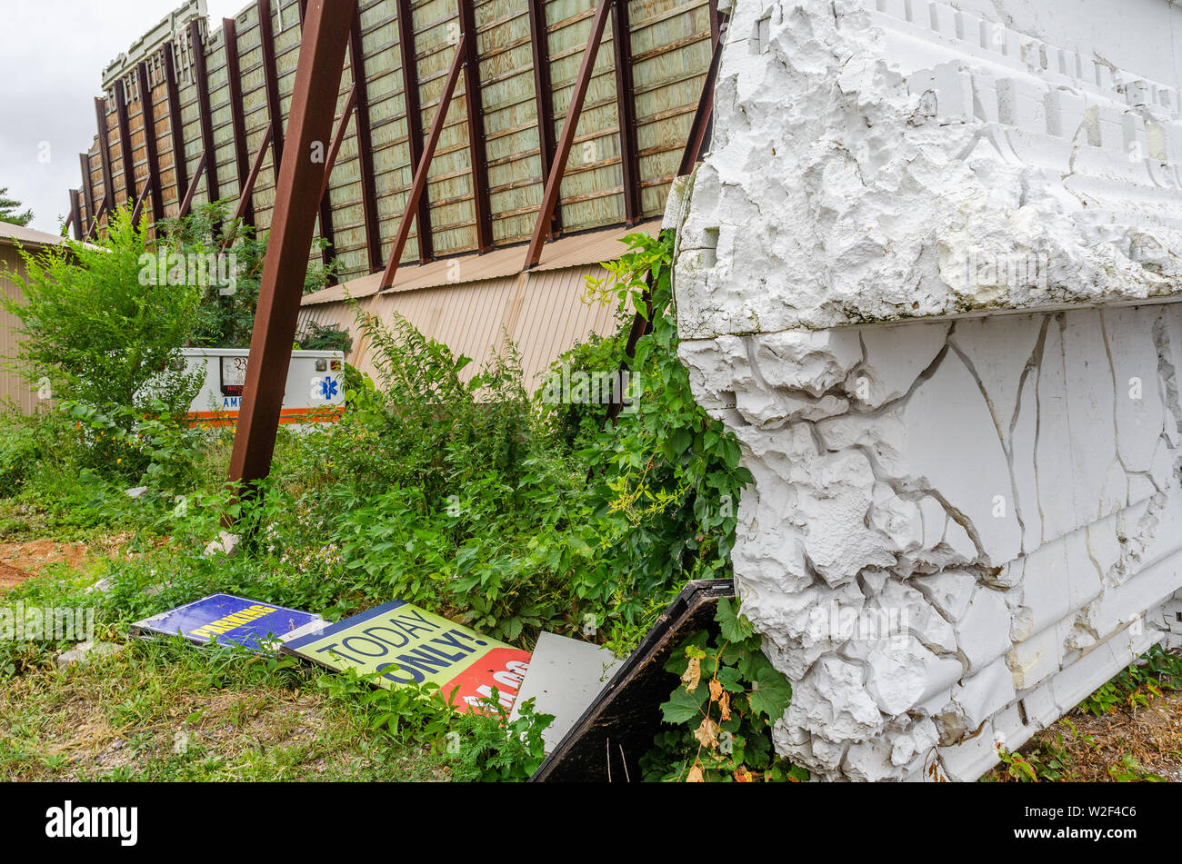 Top Secret: Upside Down White House tourist attraction Stock Photo - Alamy