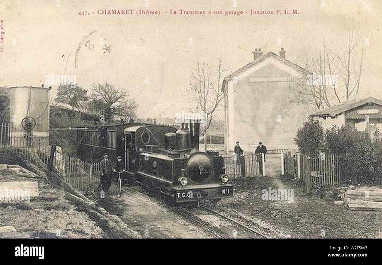 Chamaret (Drôme) - Le Tramway a son garage -Junction P.L.M. Stock Photo