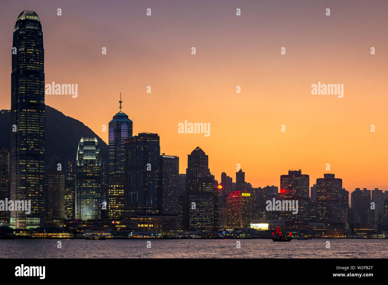 Sunset view of Victoria Harbour and Hong Kong skyline, SAR, China Stock ...